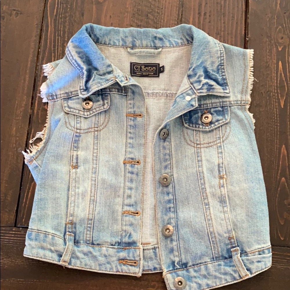 Lightwash Denim Vest